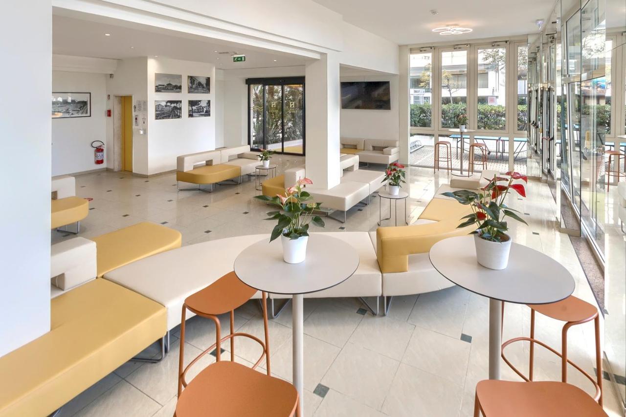 Savoia Hotel Misano Adriatico Exterior photo