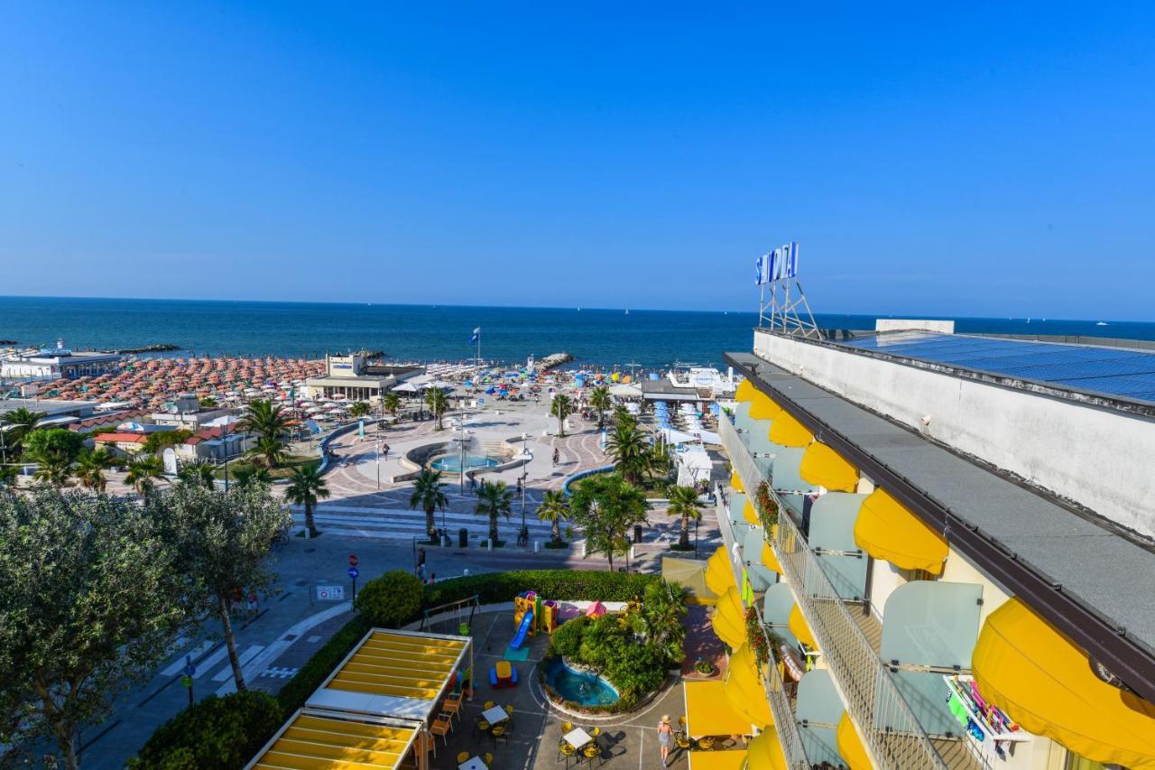Savoia Hotel Misano Adriatico Exterior photo