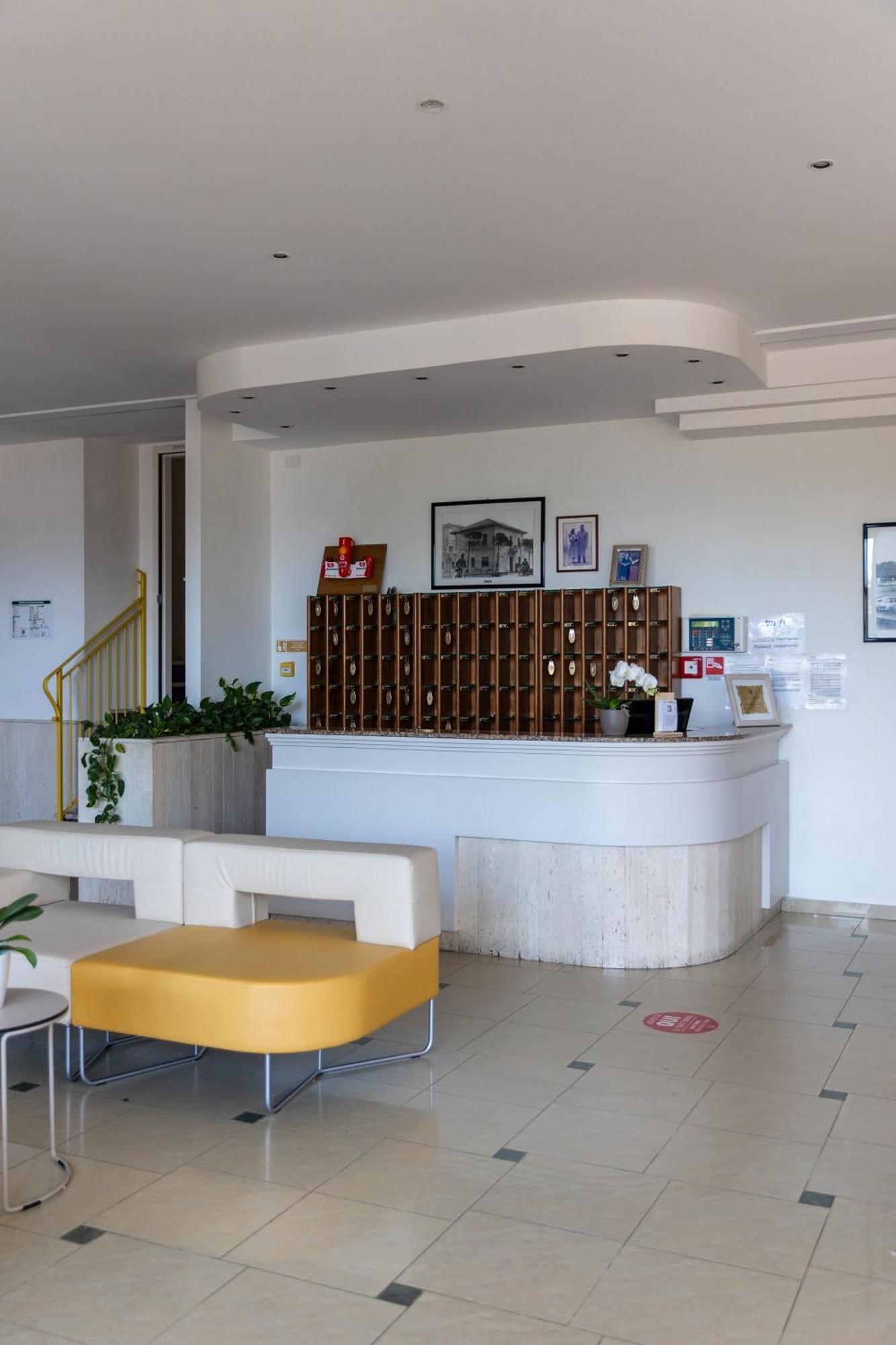 Savoia Hotel Misano Adriatico Exterior photo