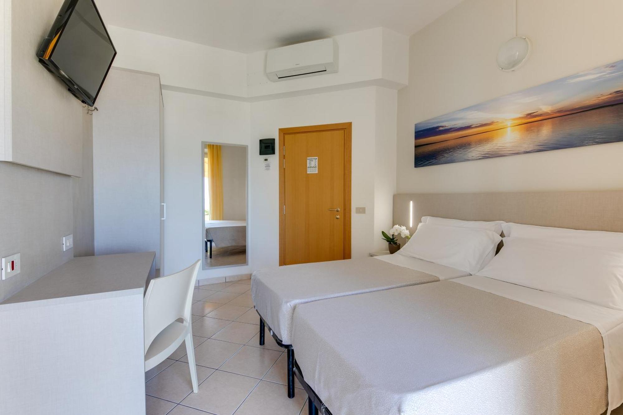 Savoia Hotel Misano Adriatico Exterior photo